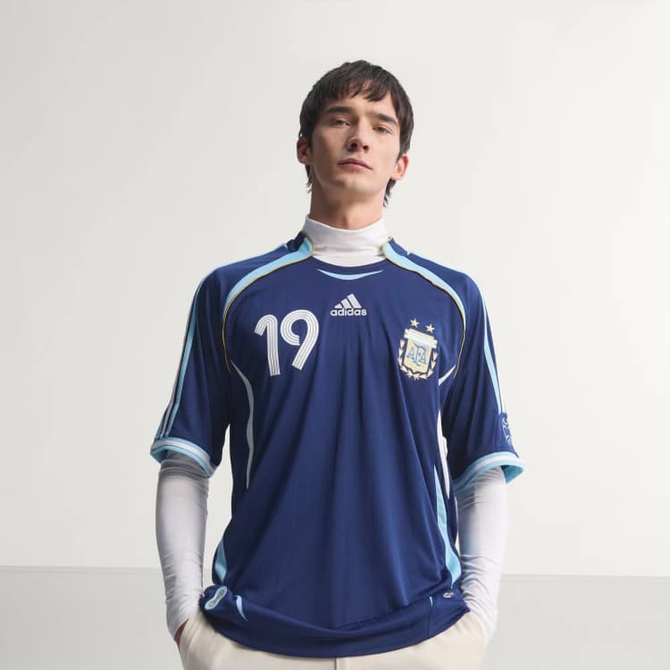 Camiseta retro Selección Argentina 2006 Alternativa Lionel Messi